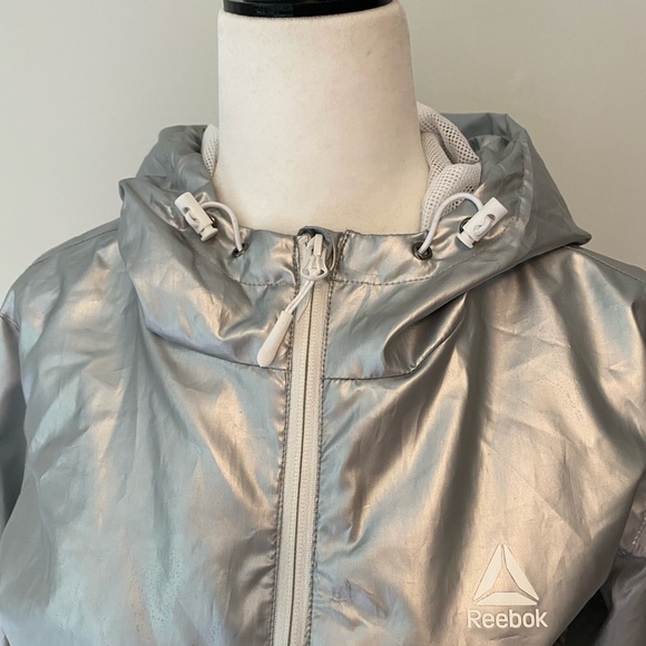 Reebok Silver Pullover lightweight Rain Jacket - Picture 7 of 13